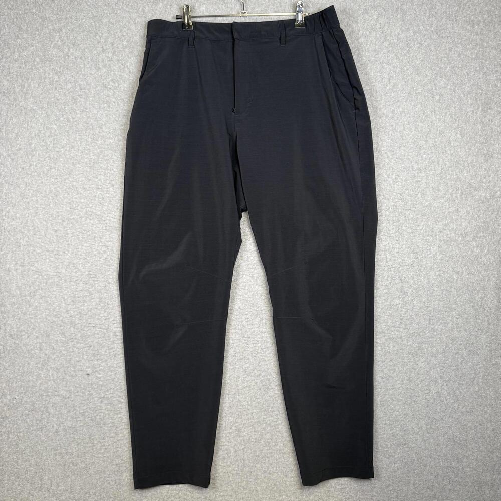 Fabletics Men's Size Large Grey Tailored Fit Pants Casual Dress Ankle Length